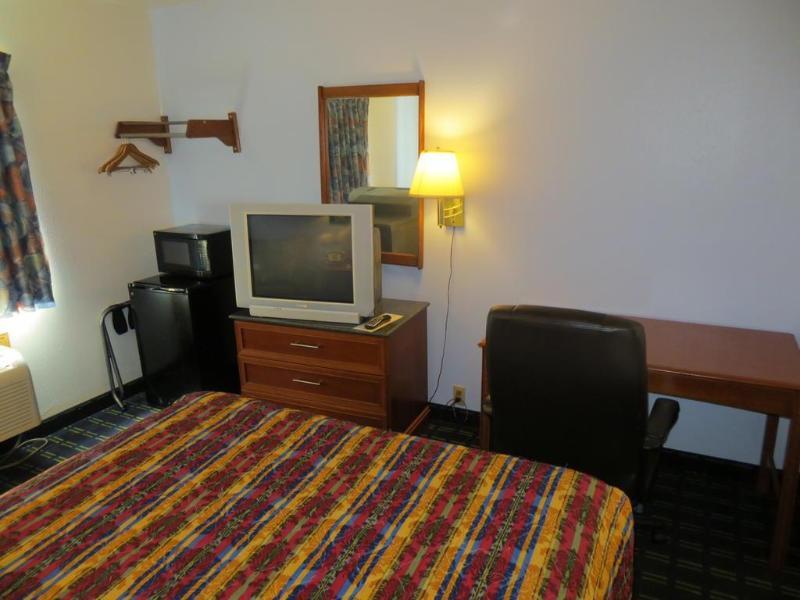 Knights Inn Memphis At Macon Cove Dış mekan fotoğraf